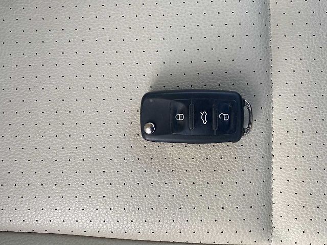 Used Skoda Rapid Style 1.6 MPI AT in Nashik