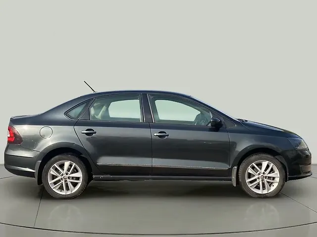 Used Skoda Rapid Style 1.6 MPI AT in Nashik