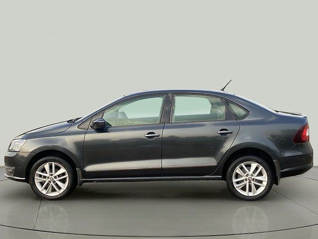 Used Skoda Rapid Style 1.6 MPI AT in Nashik