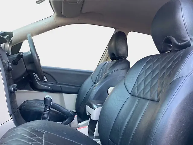 Used Mahindra XUV500 [2015-2018] W6 in Nashik