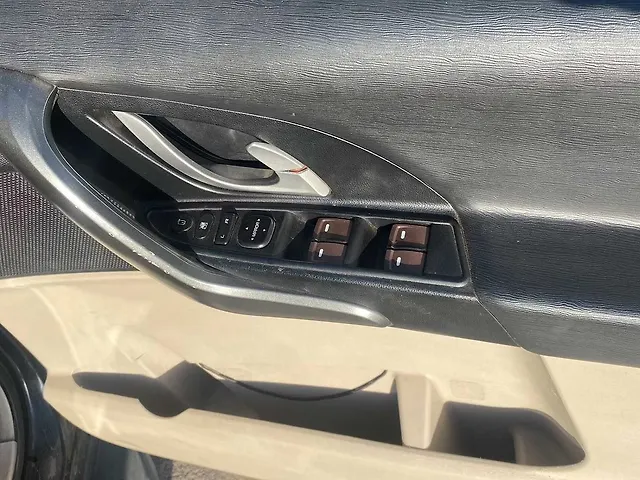 Used Mahindra XUV500 [2015-2018] W6 in Nashik
