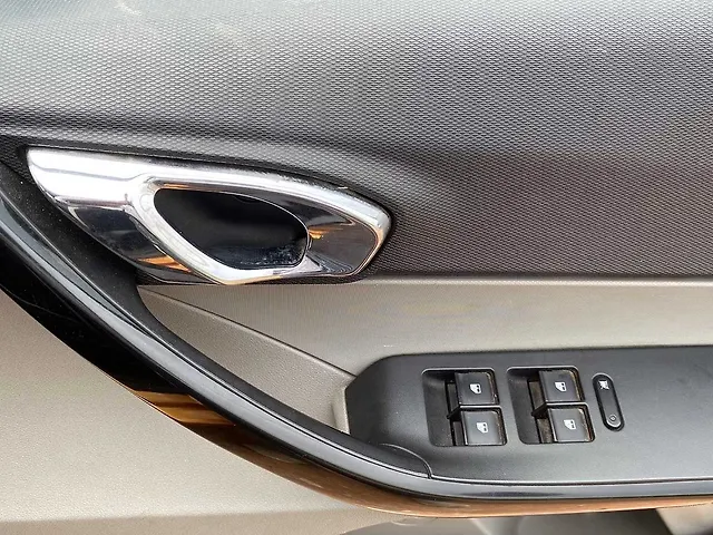 Used Tata Tiago [2016-2020] Revotron XZ in Kolkata