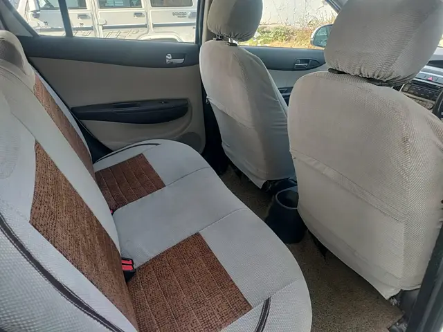 Used Hyundai i20 [2012-2014] Magna 1.4 CRDI in Dehradun