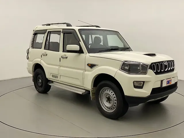 Used 2015 Mahindra Scorpio in Noida