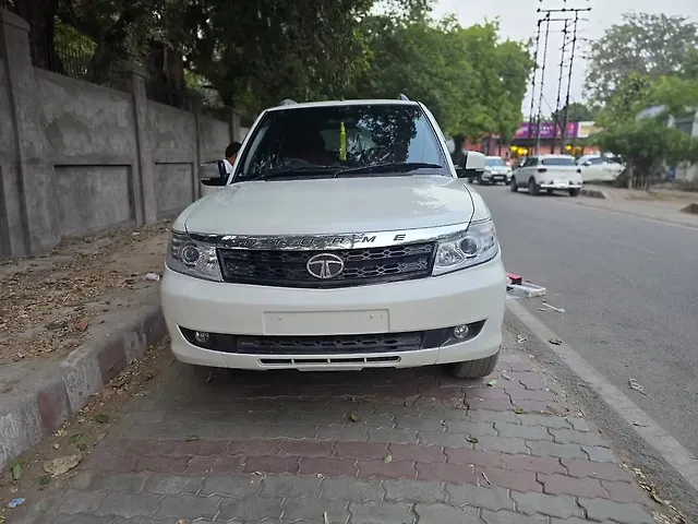 Used 2018 Tata Safari in Varanasi Used 2018 Tata Safari in Varanasi