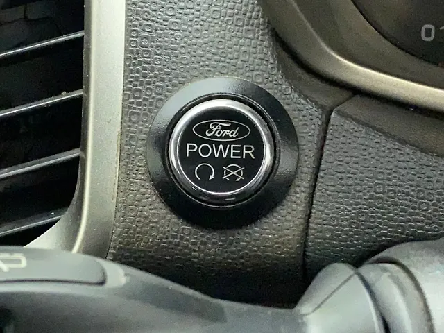 Used Ford EcoSport Titanium + 1.5L Ti-VCT AT [2019-2020] in Delhi