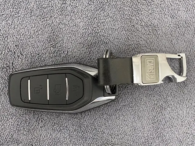 Used Mahindra XUV500 [2015-2018] W9 AT in Delhi