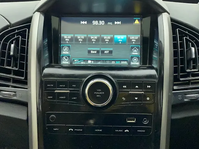 Used Mahindra XUV500 [2015-2018] W9 AT in Delhi
