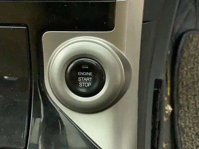 Used Mahindra XUV500 [2015-2018] W9 AT in Delhi