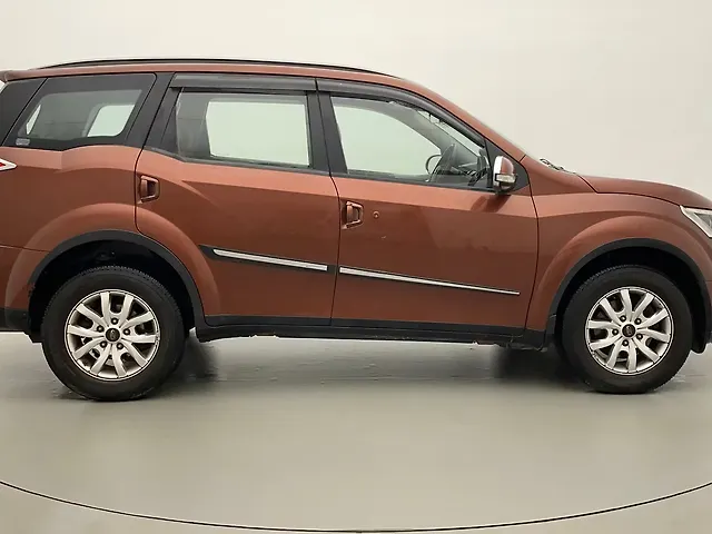 Used Mahindra XUV500 [2015-2018] W9 AT in Delhi