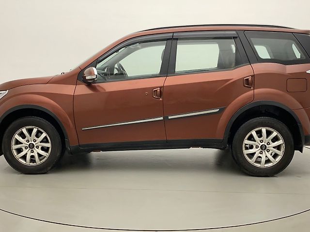 Used Mahindra XUV500 [2015-2018] W9 AT in Delhi