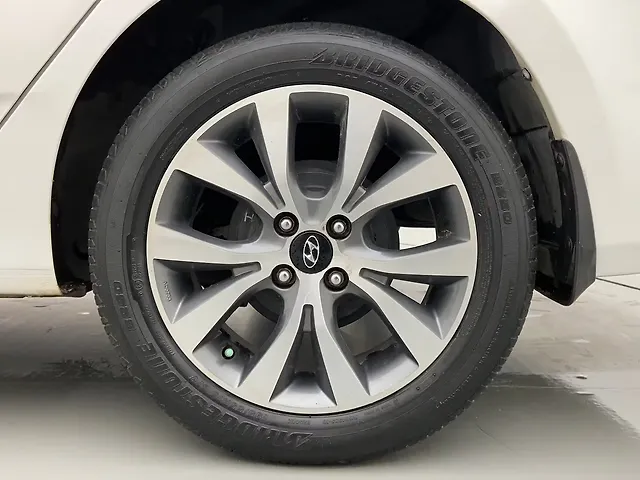 Used Hyundai Verna [2011-2015] Fluidic 1.6 VTVT SX Opt in Hyderabad