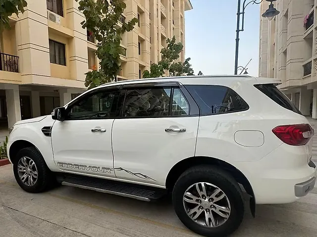 Used Ford Endeavour [2016-2019] Titanium 3.2 4x4 AT in Lucknow