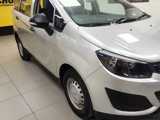 Used Mahindra Marazzo [2018-2020] M2 8 STR in Amritsar