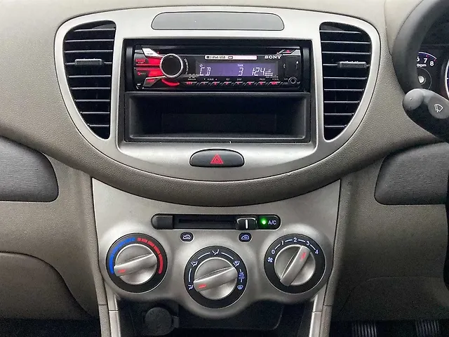 Used Hyundai i10 [2010-2017] Magna 1.1 iRDE2 [2010-2017] in Hyderabad