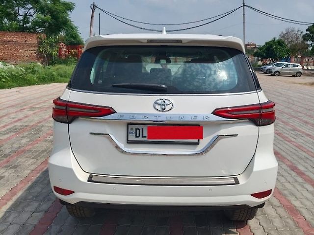 Used Toyota Fortuner 4X2 AT 2.8 Diesel in Meerut