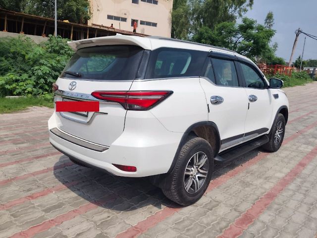 Used Toyota Fortuner 4X2 AT 2.8 Diesel in Meerut
