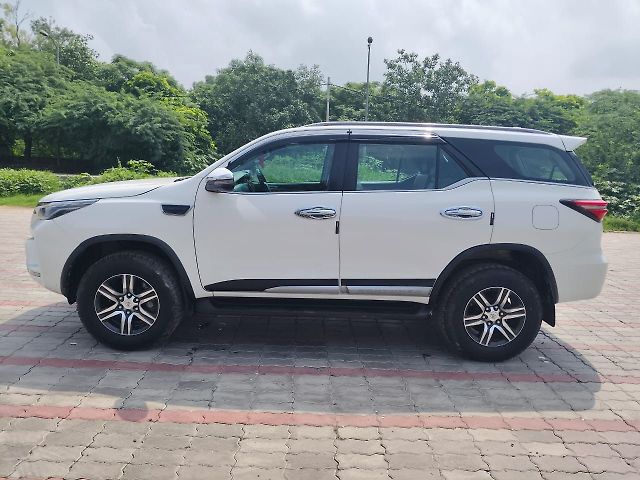 Used Toyota Fortuner 4X2 AT 2.8 Diesel in Meerut