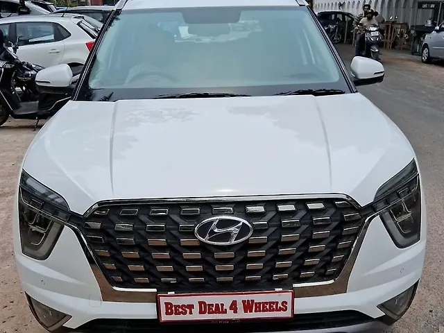 Used 2023 Hyundai Alcazar in Lucknow