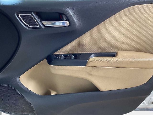 Used Honda City 4th Generation V CVT Petrol [2017-2019] in Ahmedabad