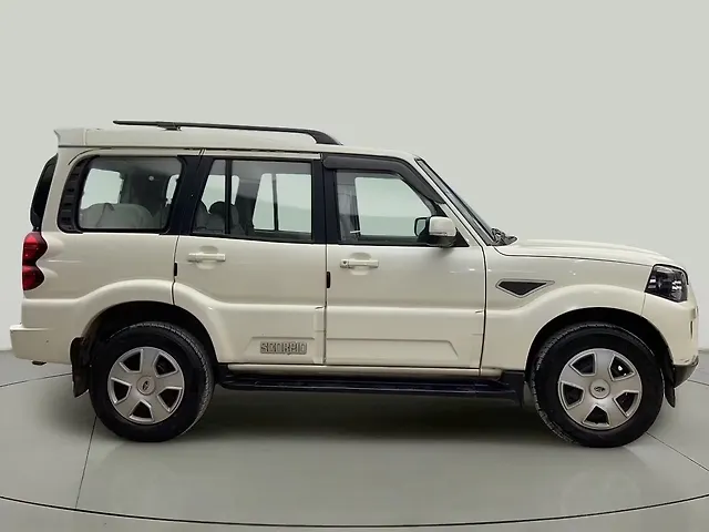 Used Mahindra Scorpio 2021 S9 2WD 7 STR in Delhi