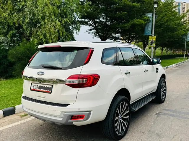 Used Ford Endeavour [2016-2019] Titanium 3.2 4x4 AT in Chandigarh
