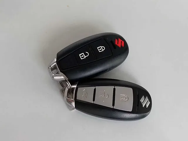 Used Maruti Suzuki Ciaz [2014-2017] ZXi in Ahmedabad