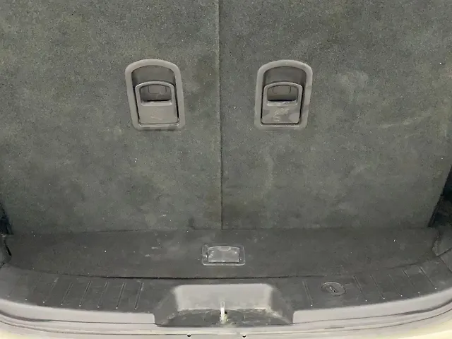 Used Mahindra XUV500 W9 [2018-2020] in Delhi