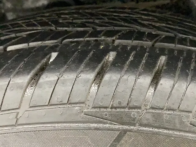 Used Mahindra XUV500 W9 [2018-2020] in Delhi