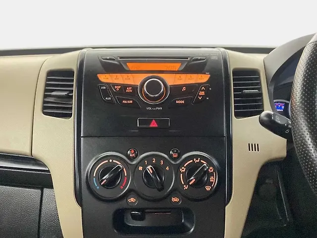 Second Hand 2017 Maruti Suzuki Wagon R VXI for sale at