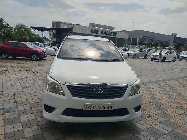 Used 2012 Toyota Innova in Nagpur