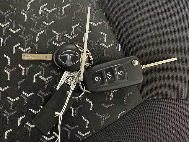 Used Tata Tiago [2016-2020] Revotron XZ in Delhi
