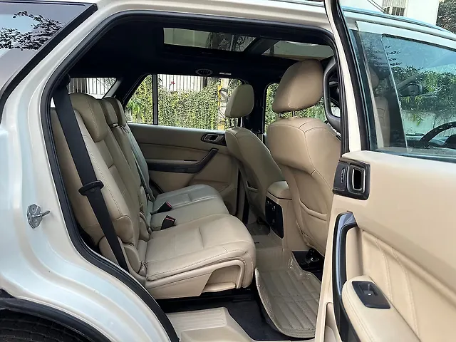 Used Ford Endeavour [2016-2019] Titanium 3.2 4x4 AT in Delhi