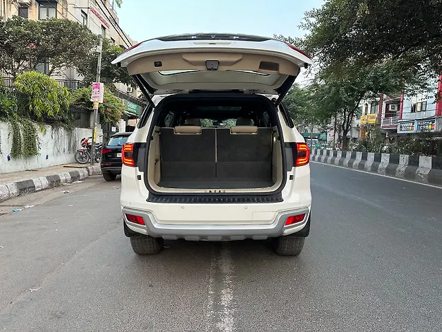 Used Ford Endeavour [2016-2019] Titanium 3.2 4x4 AT in Delhi