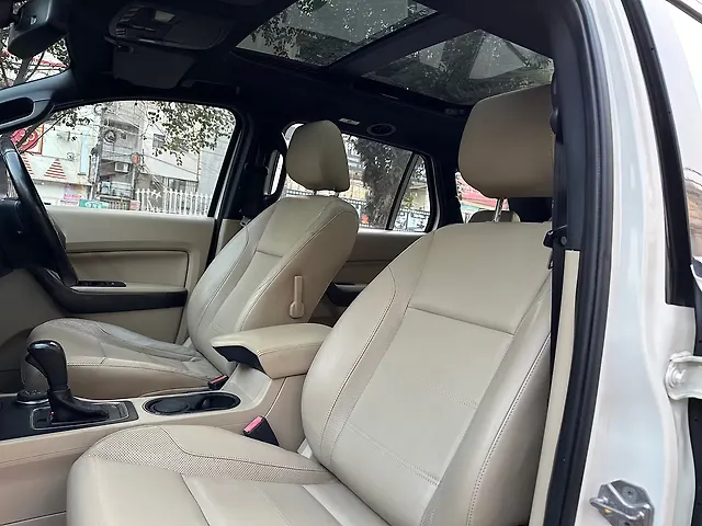 Used Ford Endeavour [2016-2019] Titanium 3.2 4x4 AT in Delhi