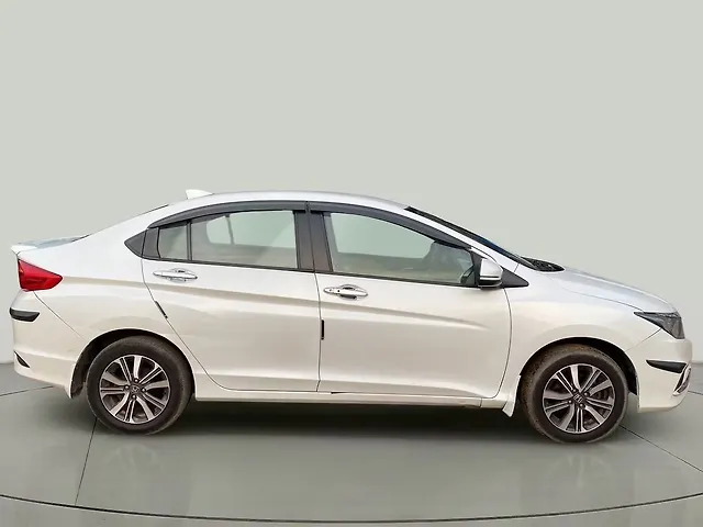 Used Honda City 4th Generation V Petrol [2017-2019] in Hyderabad