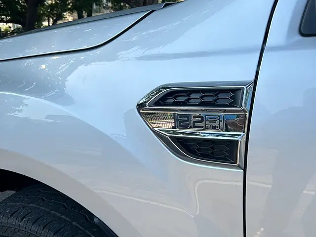 Used Ford Endeavour [2016-2019] Titanium 2.2 4x2 AT in Chandigarh