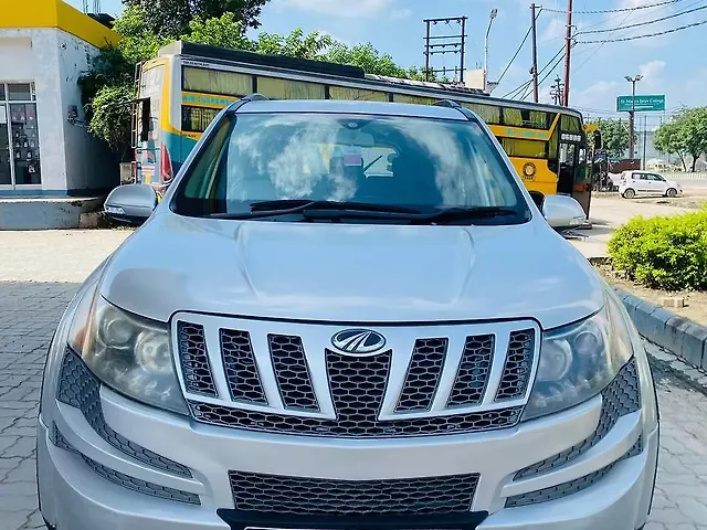 Used 2015 Mahindra XUV500 in Lucknow