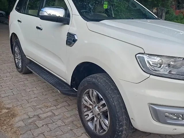 Used 2018 Ford Endeavour in Lucknow
