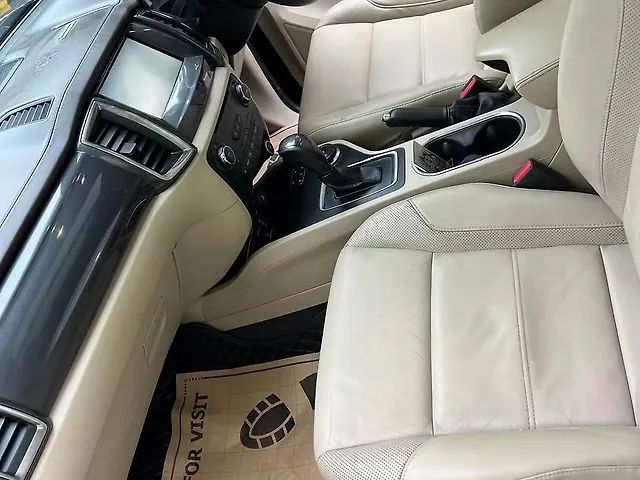 Used Ford Endeavour [2016-2019] Titanium 3.2 4x4 AT in Delhi