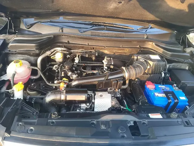 Used Mahindra XUV300 [2019-2024] W4 1.2 Petrol in Karnal