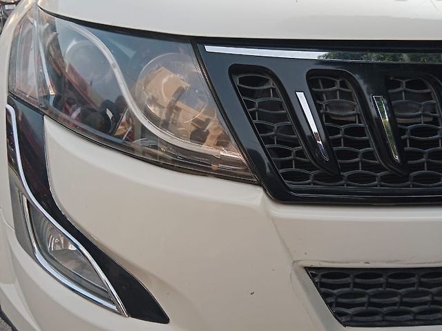 Used Mahindra XUV500 [2015-2018] W10 AT in Kanpur