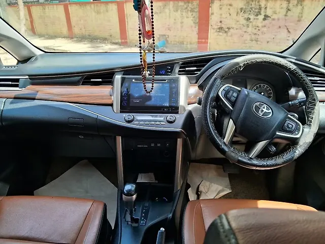 Used Toyota Innova Crysta [2016-2020] 2.8 ZX AT 7 STR [2016-2020] in Lucknow