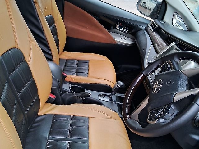 Used Toyota Innova Crysta [2016-2020] 2.8 ZX AT 7 STR [2016-2020] in Lucknow