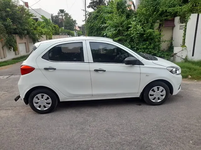 Used Tata Tiago [2016-2020] Revotorq XM [2016-2019] in Lucknow