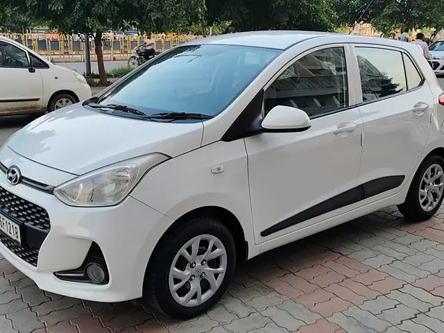 Used 2017 Hyundai Grand i10 in Rajkot