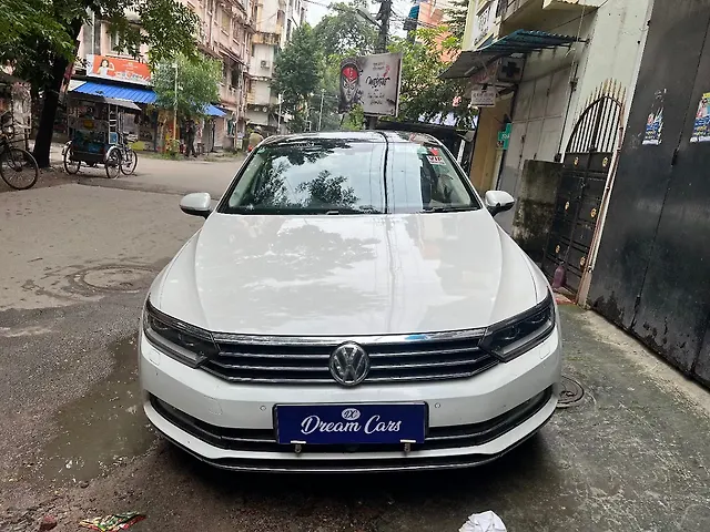 Used 2018 Volkswagen Passat in Kolkata