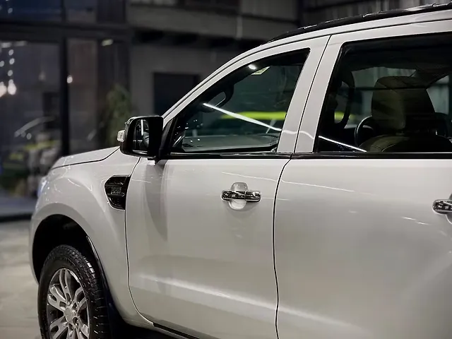 Used Ford Endeavour [2016-2019] Titanium 3.2 4x4 AT in Delhi