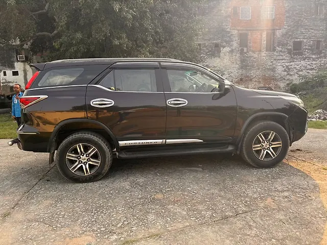 Used Toyota Fortuner [2016-2021] 2.8 4x2 MT [2016-2020] in Kanpur