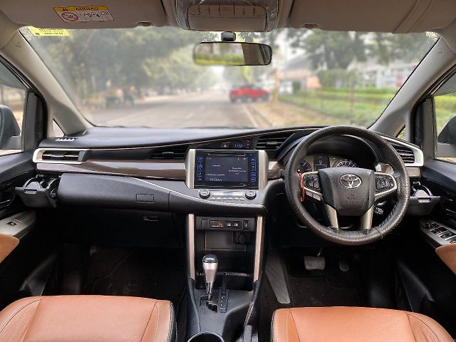 Used Toyota Innova Crysta [2016-2020] 2.8 ZX AT 7 STR [2016-2020] in Chandigarh